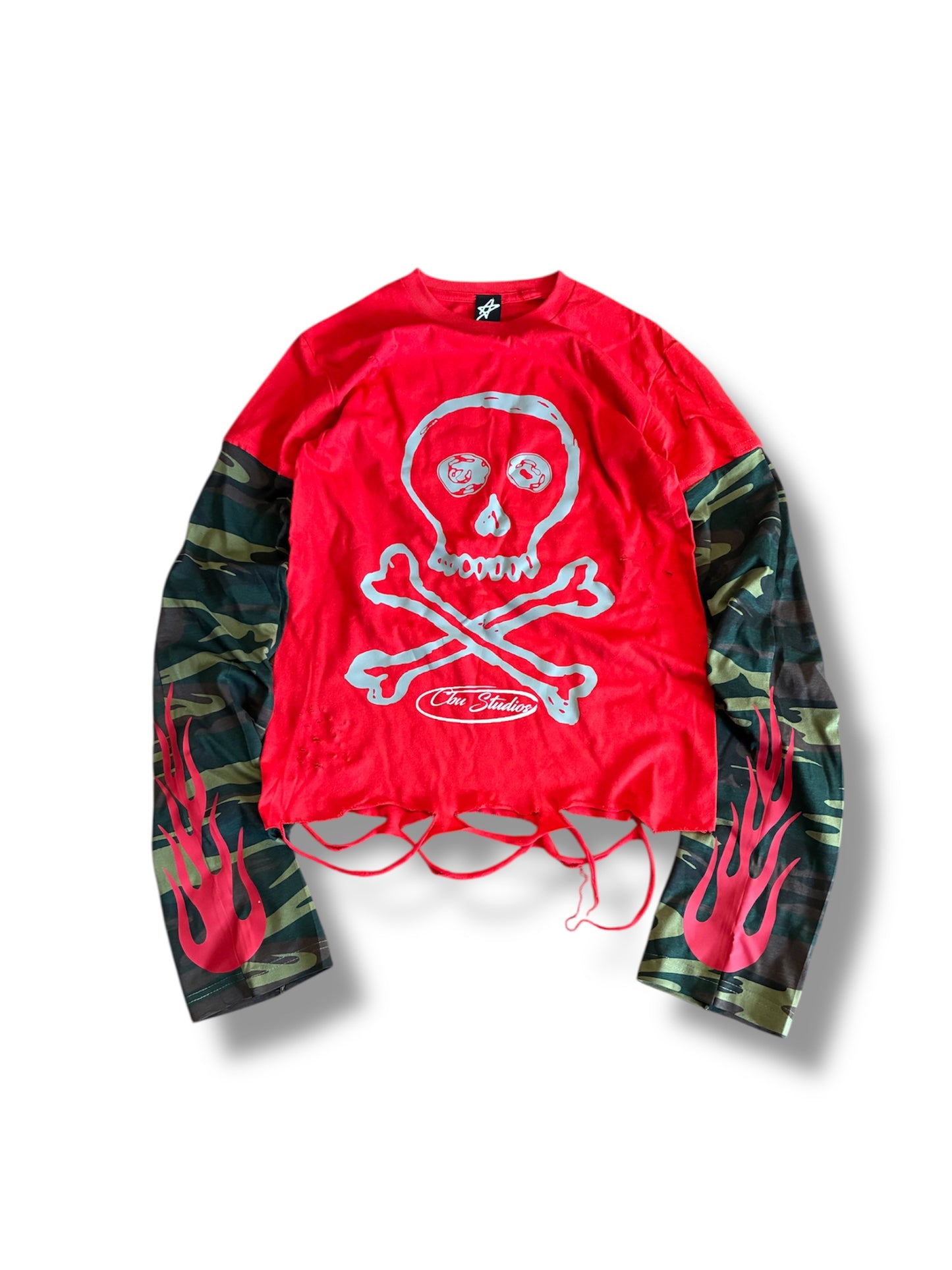 CBU STUDIOS Skull Long Sleeve (CAMO)